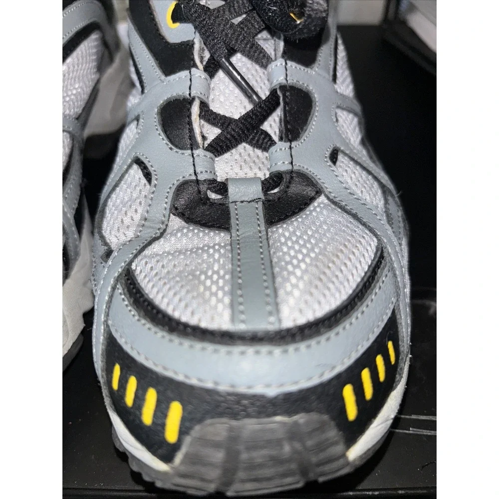 Vintage Fila All‎ Terrain Sneakers Hiking Trails Sz 9 Yellow Highlights (3843)